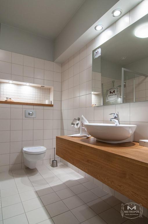 Hotel Metropol Śrem Habitación foto